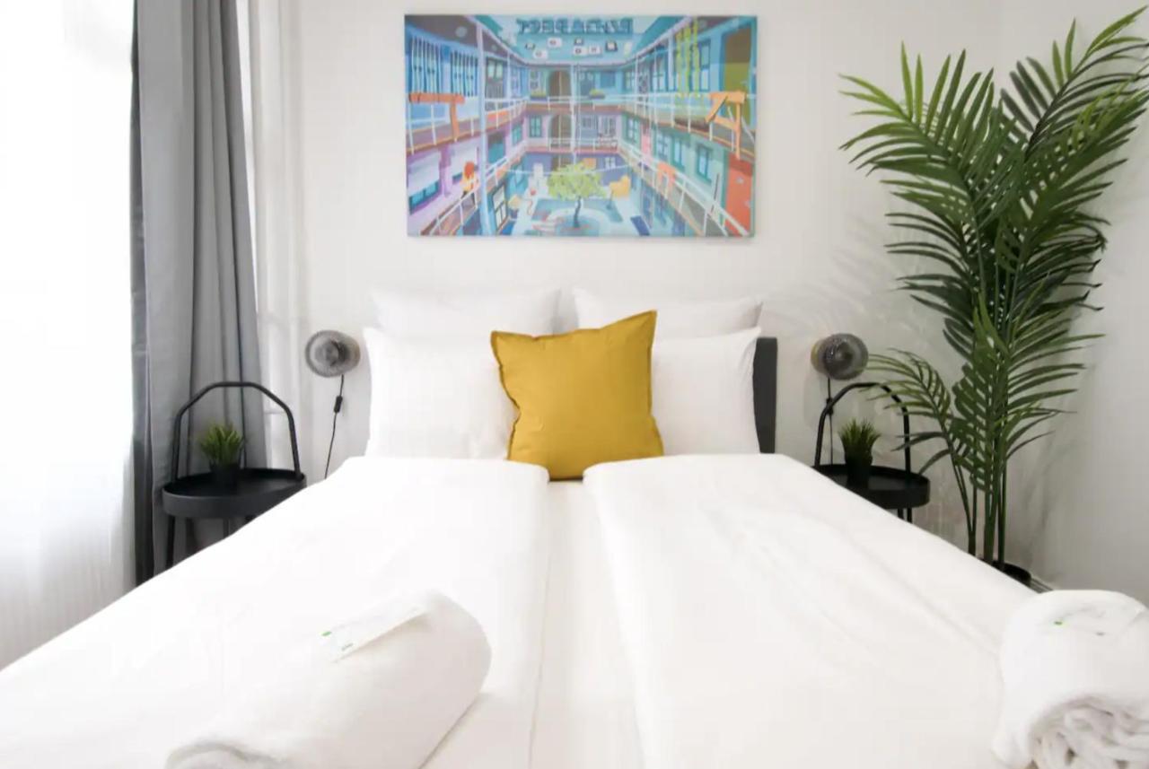 Studio Apartments By Hi5- Apartment In Downtown Budapest Esterno foto
