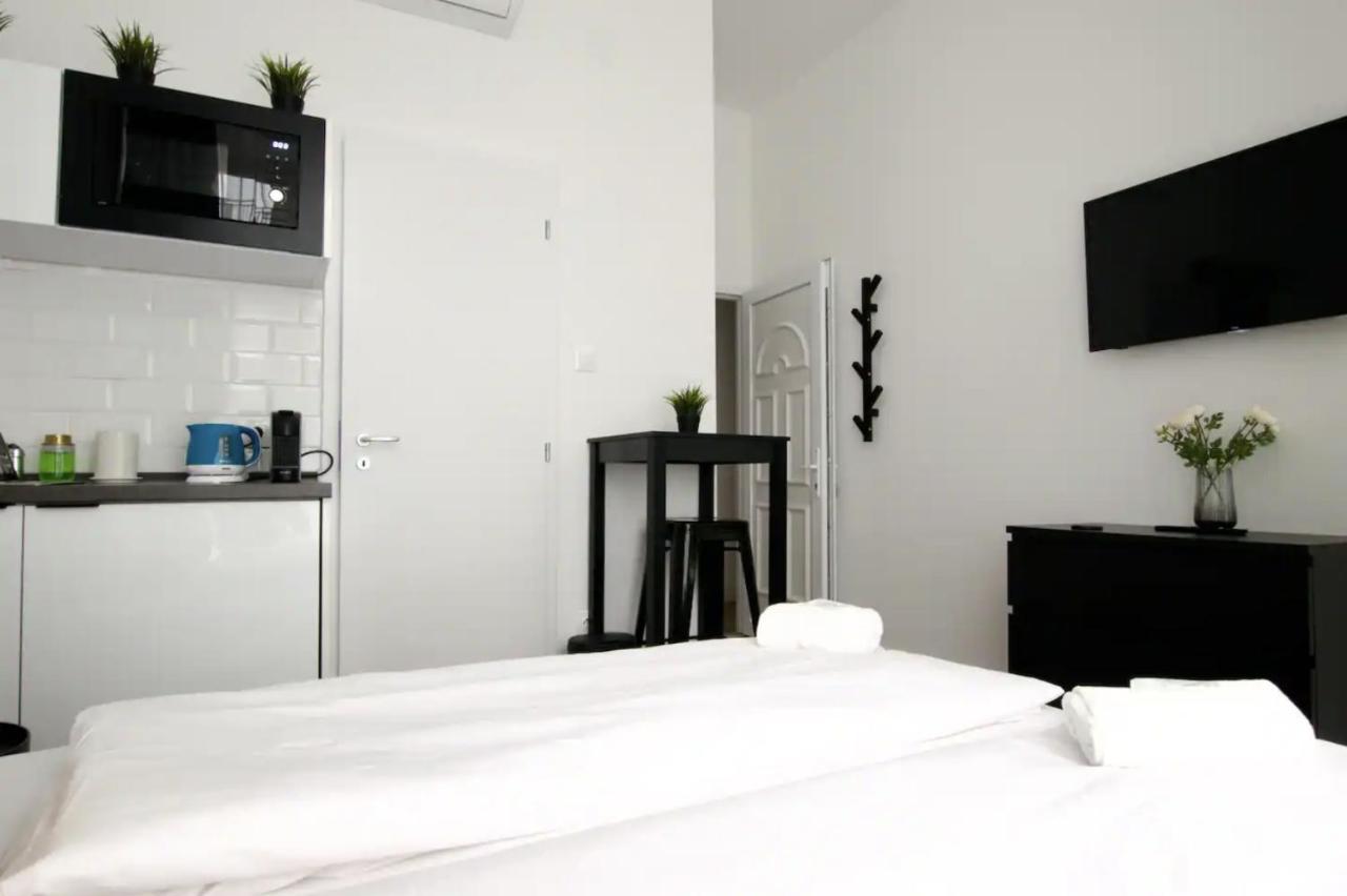 Studio Apartments By Hi5- Apartment In Downtown Budapest Esterno foto