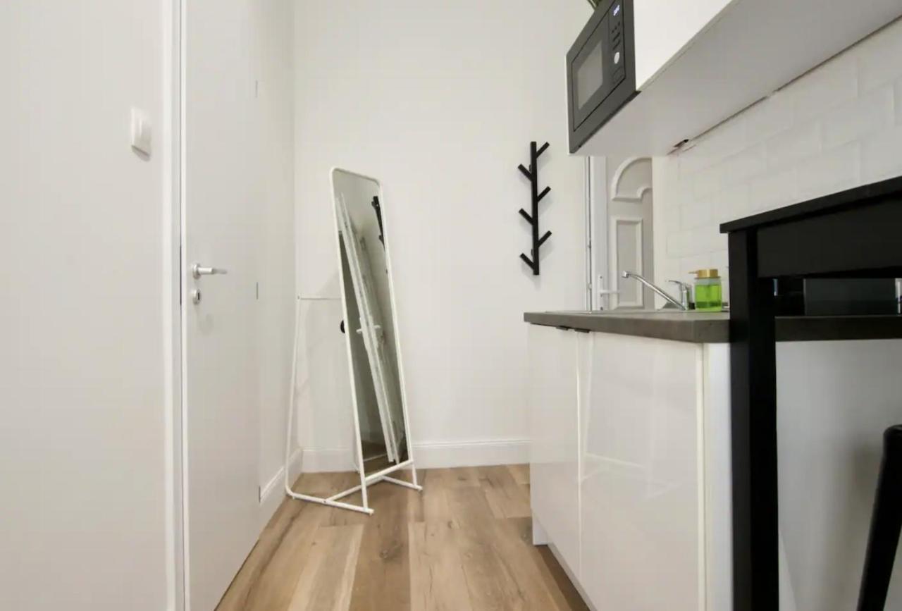 Studio Apartments By Hi5- Apartment In Downtown Budapest Esterno foto
